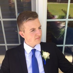 Meet your Posher, Tyler